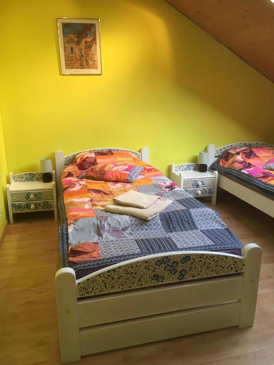 Penzion Krasny Dvur Dış mekan fotoğraf