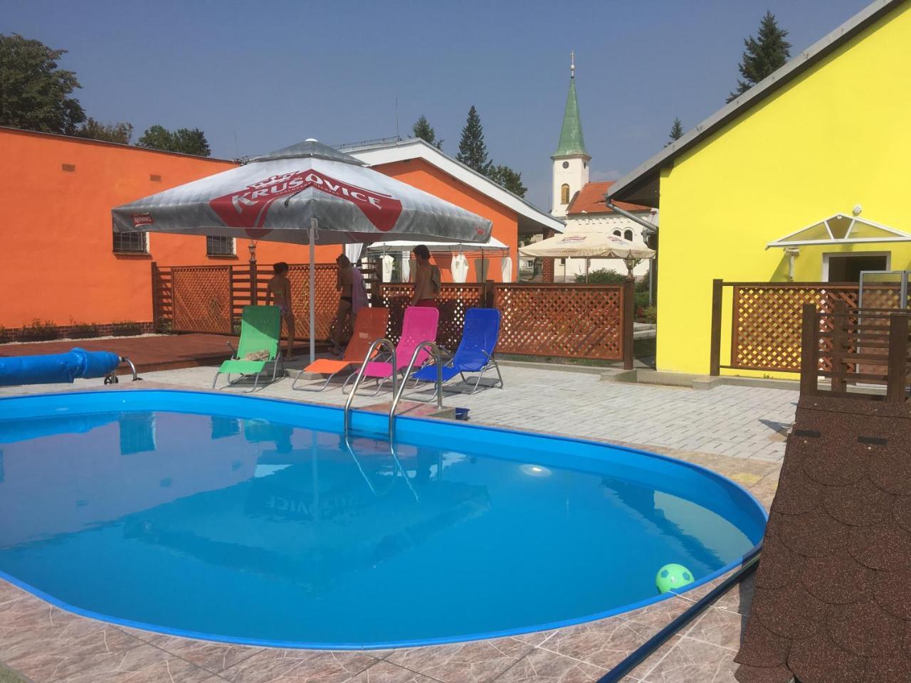 Penzion Krasny Dvur Dış mekan fotoğraf